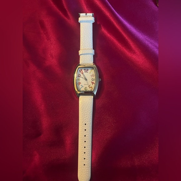 Bulk Lot of Watches. Various Conditions. - Picture 6 of 11